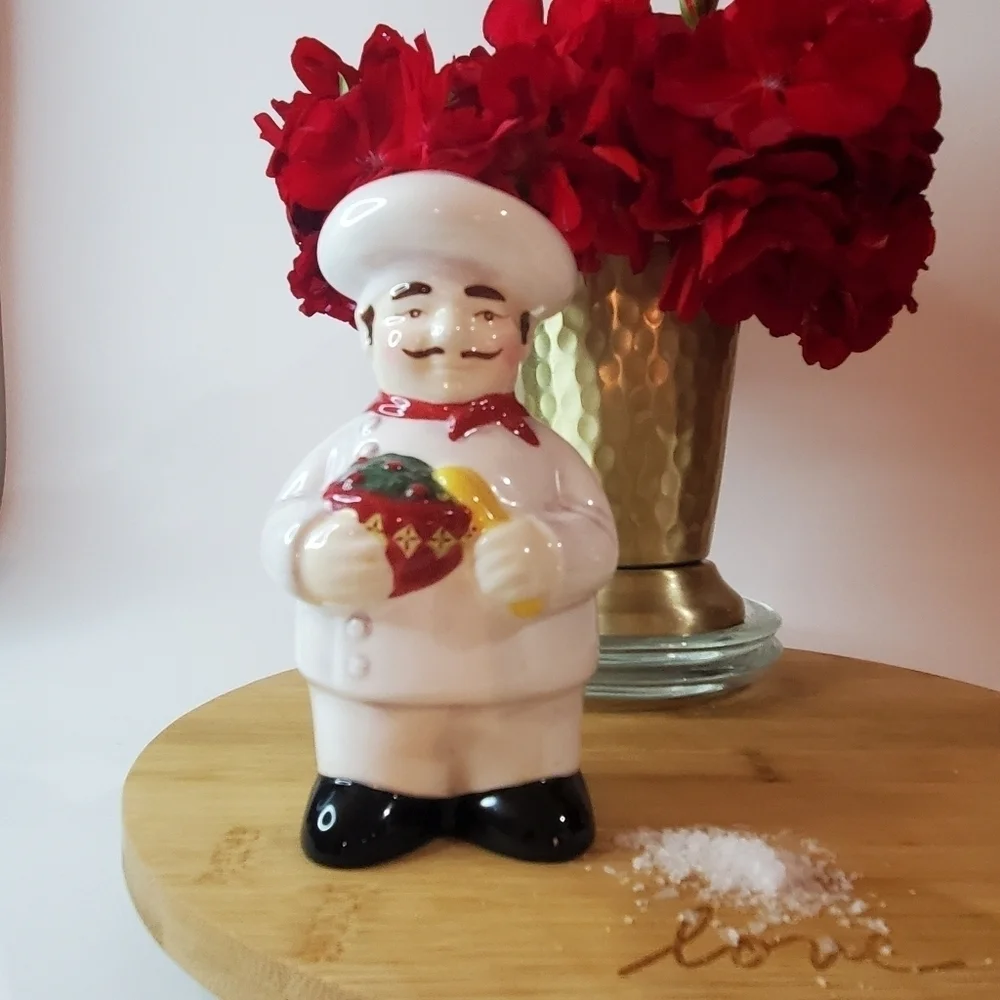 Salt & Pepper Shakers Chubby Italian Chef Jennifer Brinley Ceramic Cooking S&P